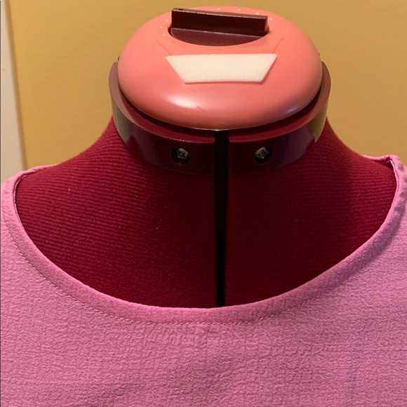 She Di Women's Top with gathered shoulder short sleeves NWOT - Picture 3 of 14